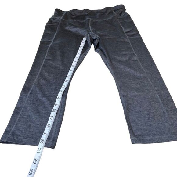 Avia Cropped Leggings with hip pockets Charcoal Space Dye Size Large - Picture 2 of 11